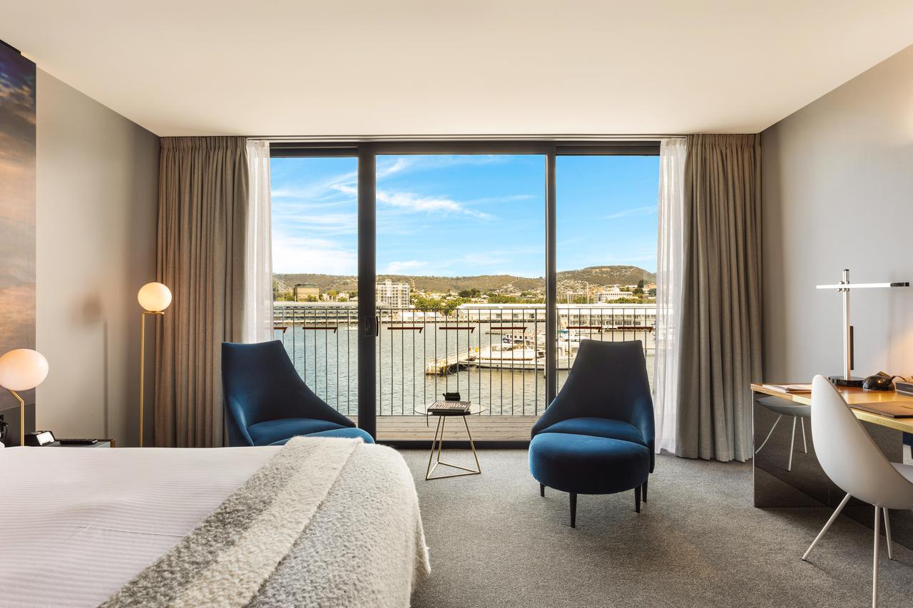 Macq 01 Hotel Hobart Exterior foto A guest room at the Hotel